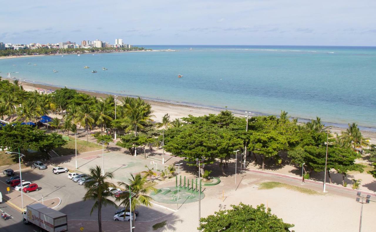 Ibis Maceio Pajucara Hotel Bagian luar foto
